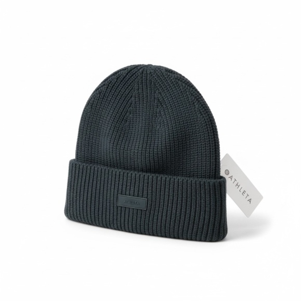 ✨ Athleta Ribbed Knit Beanie – NWT – Luxe Cozy Essential ✨